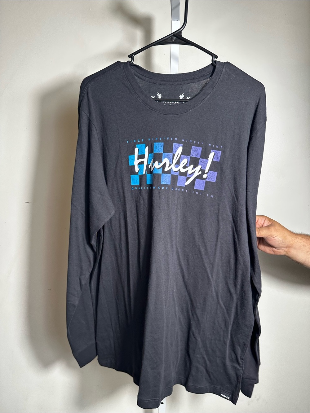 P379. Hurley Black Long Sleeve Tee with Blue & Purple Graphic